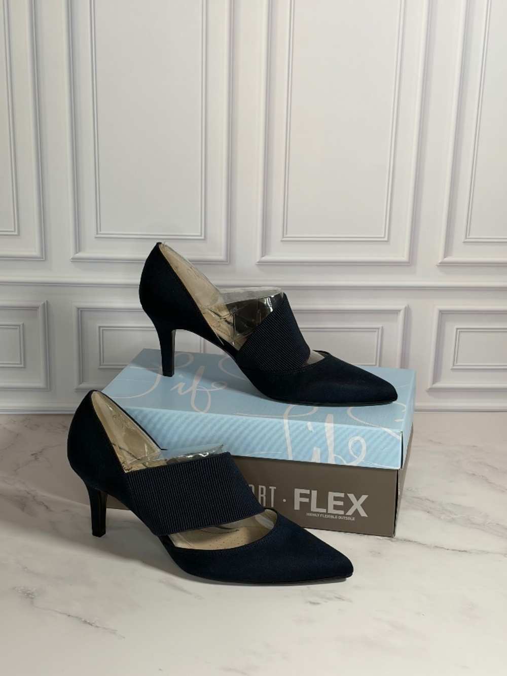 LifeStride Sarita Navy Micro Suede Pointed Toe Comfort Flex Pumps 10M NIB